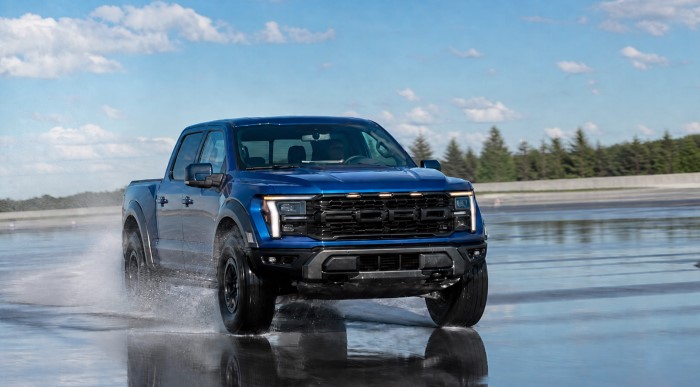Для субъективных показателей в сравнении BFGoodrich All-Terrain T/A KO3 и Toyo Open Country A/T III каждый балл соответствует разнице в 5%. Например, если BFGoodrich KO3 получает оценку 4, а Toyo Open Country A/T III — 3, результат BFGoodrich считается на 5% лучше в соответствующей категории.  Такая методика позволяет наглядно сопоставить вседорожные шины BFGoodrich и Toyo по комфорту, уровню шума, управляемости, торможению, сцеплению на снегу и другим характеристикам.